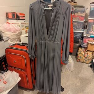 H&M Gray Pleated Long-Sleeve Midi Dress